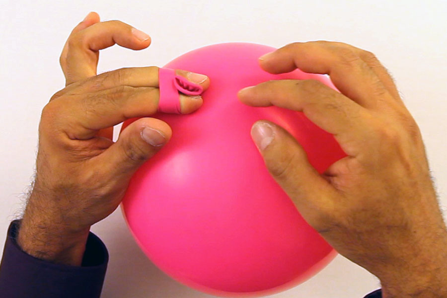 How to tie a balloon