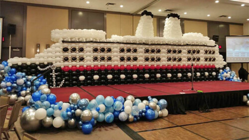 Titanic large balloon backdrop