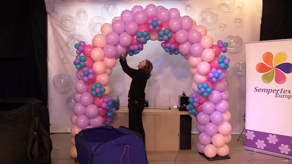 Flowers Balloon Arch